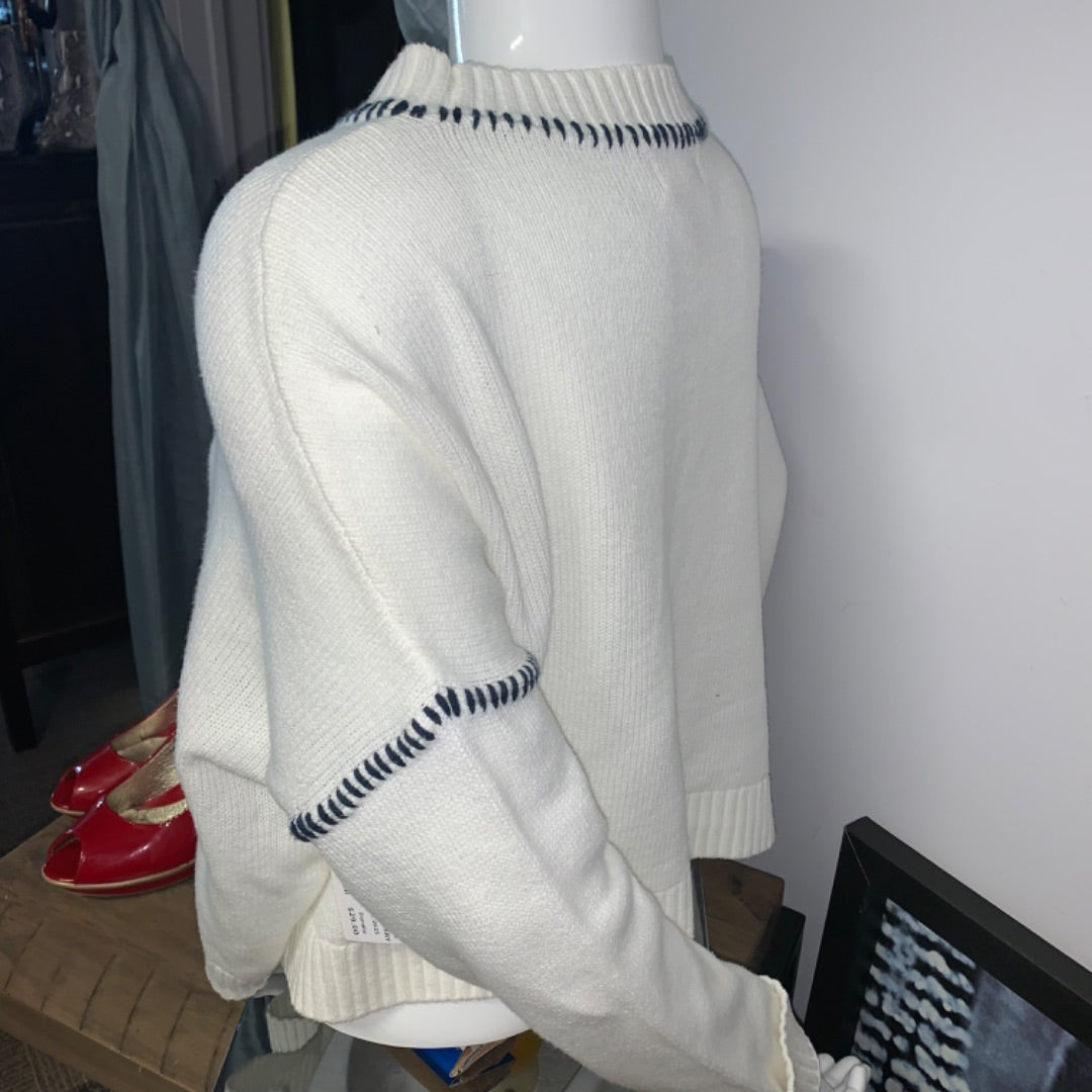 Jessica Simpson, Sweaters, Medium Offwhite