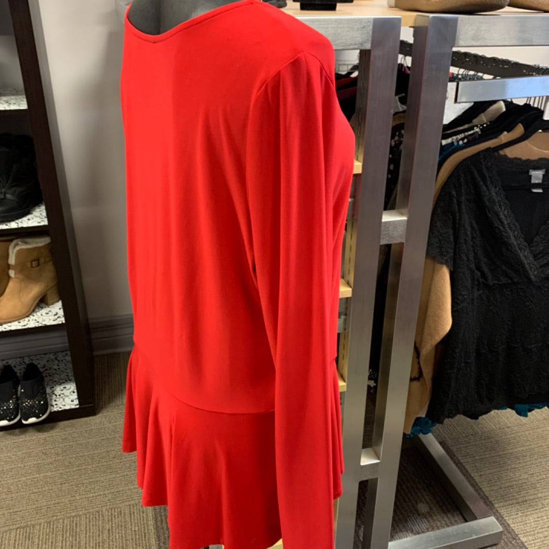 Nina Leonard, XLarge Red