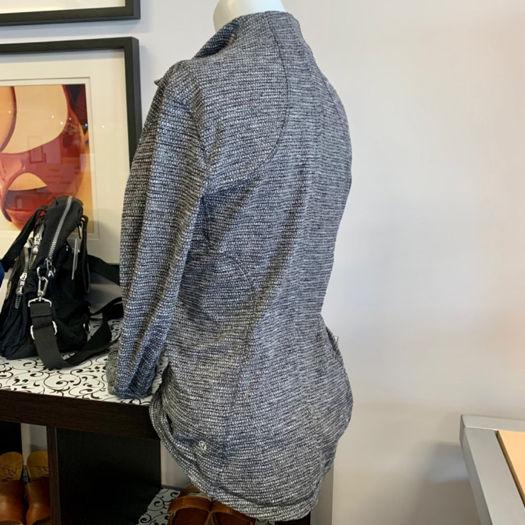 Lululemon Zipper up, Size 8 Grey