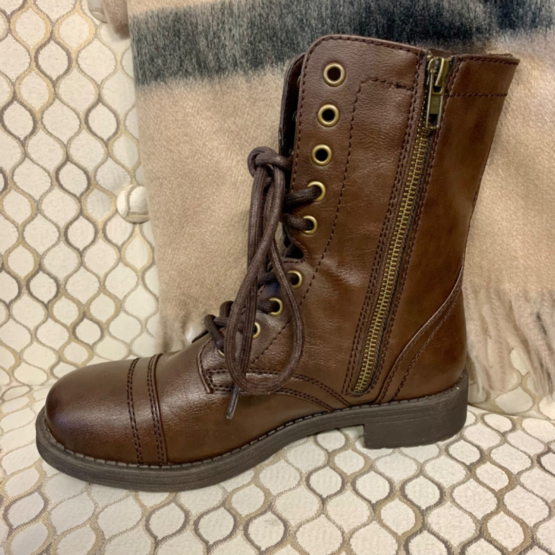 Brash, Footwear, Size 6.5 Brown