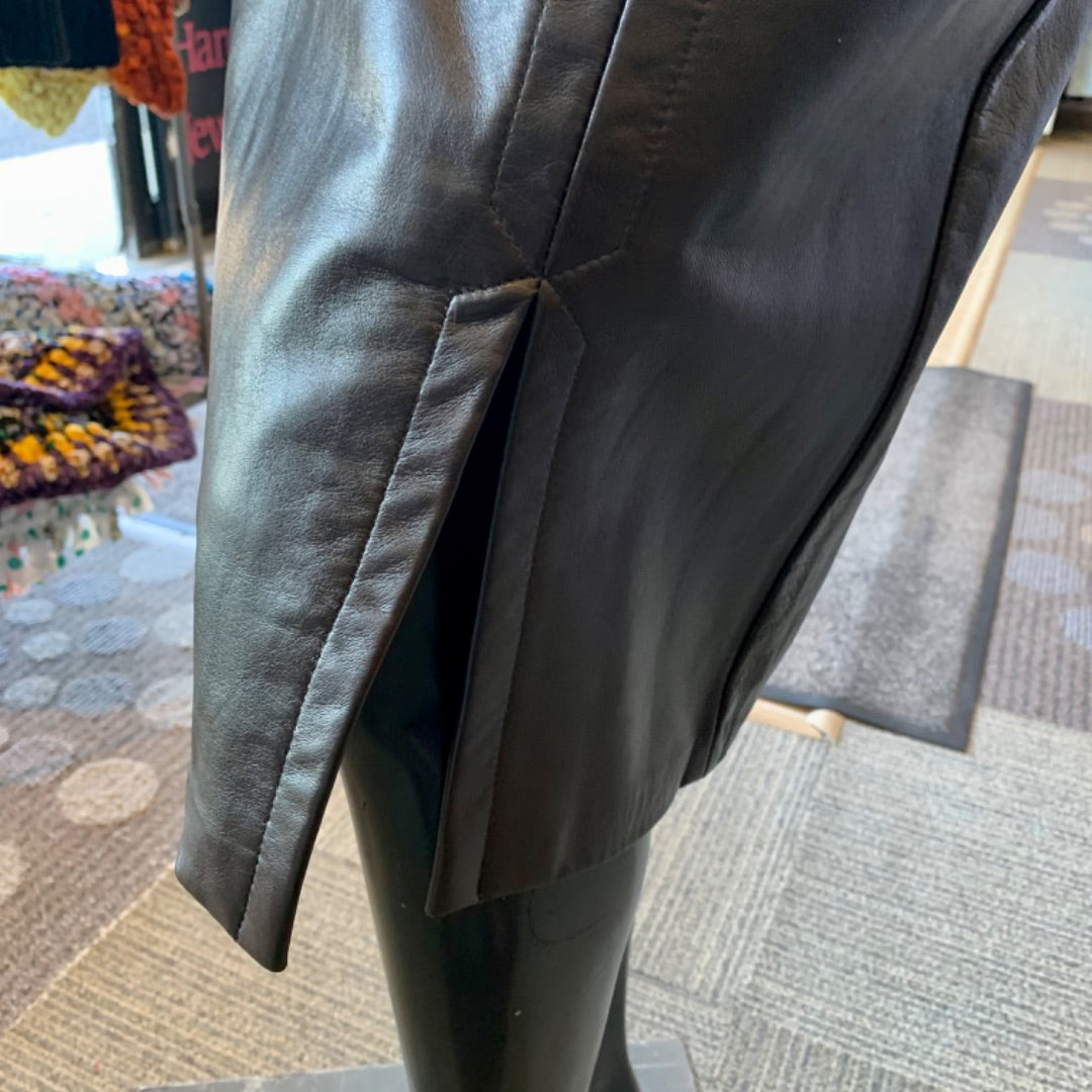 NWT Leather, Size 10 DarkBrown