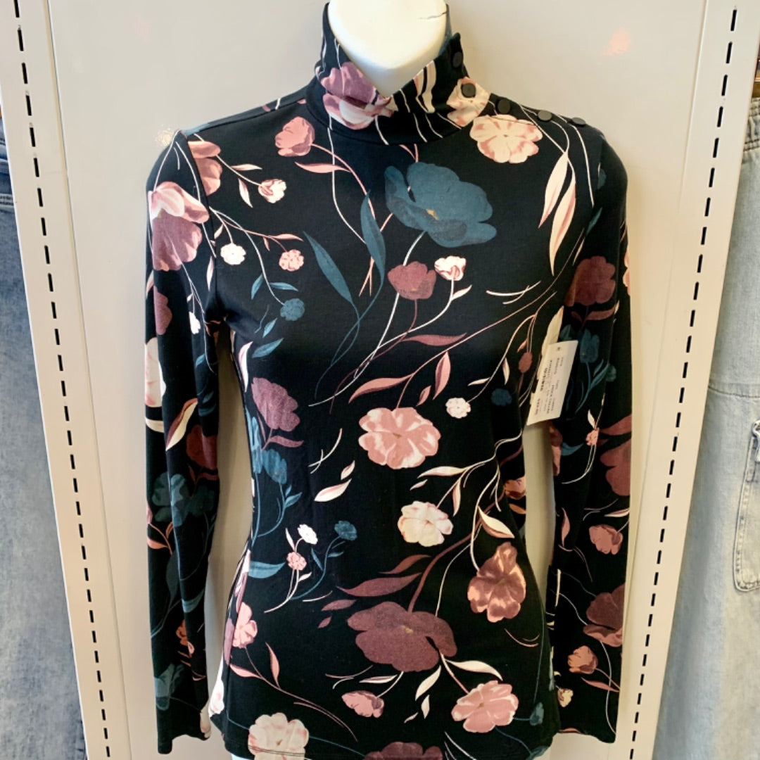 RW&Co, Tops, XSmall Floral on Black