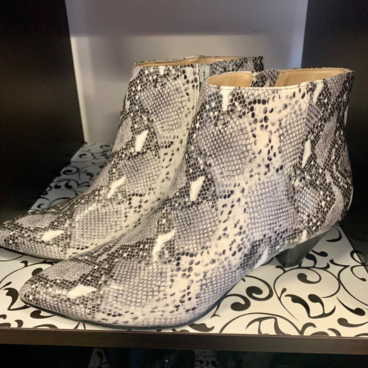 Nanette Lepore, Size 8 Snakeskin