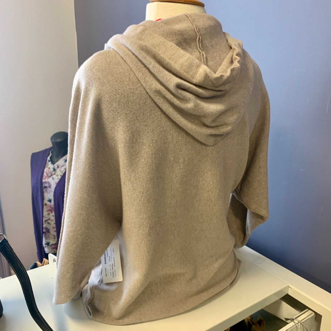 Alina's Exclusives, Sweaters, Medium Beige