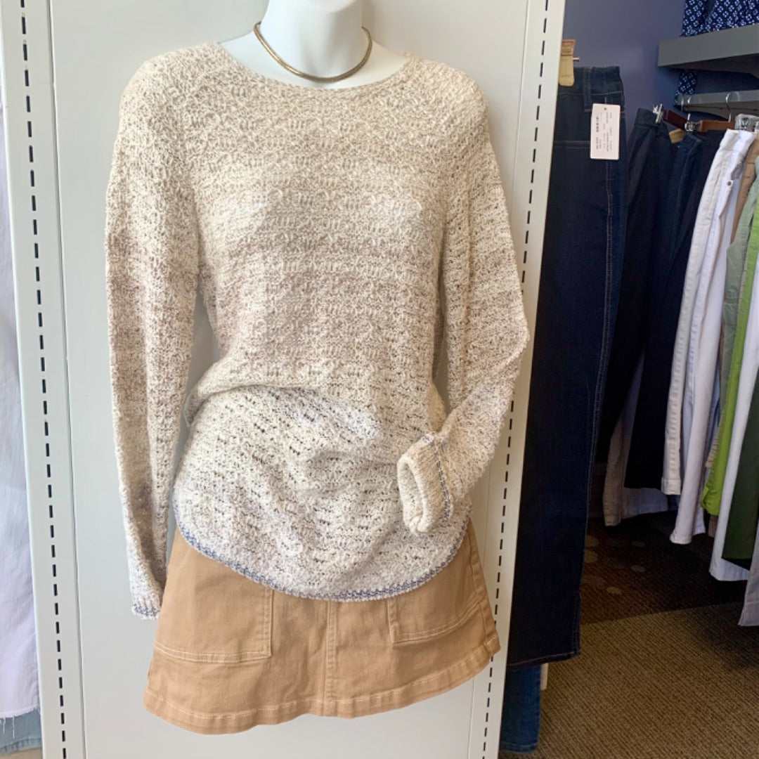 Divided, Size 4 Caramel