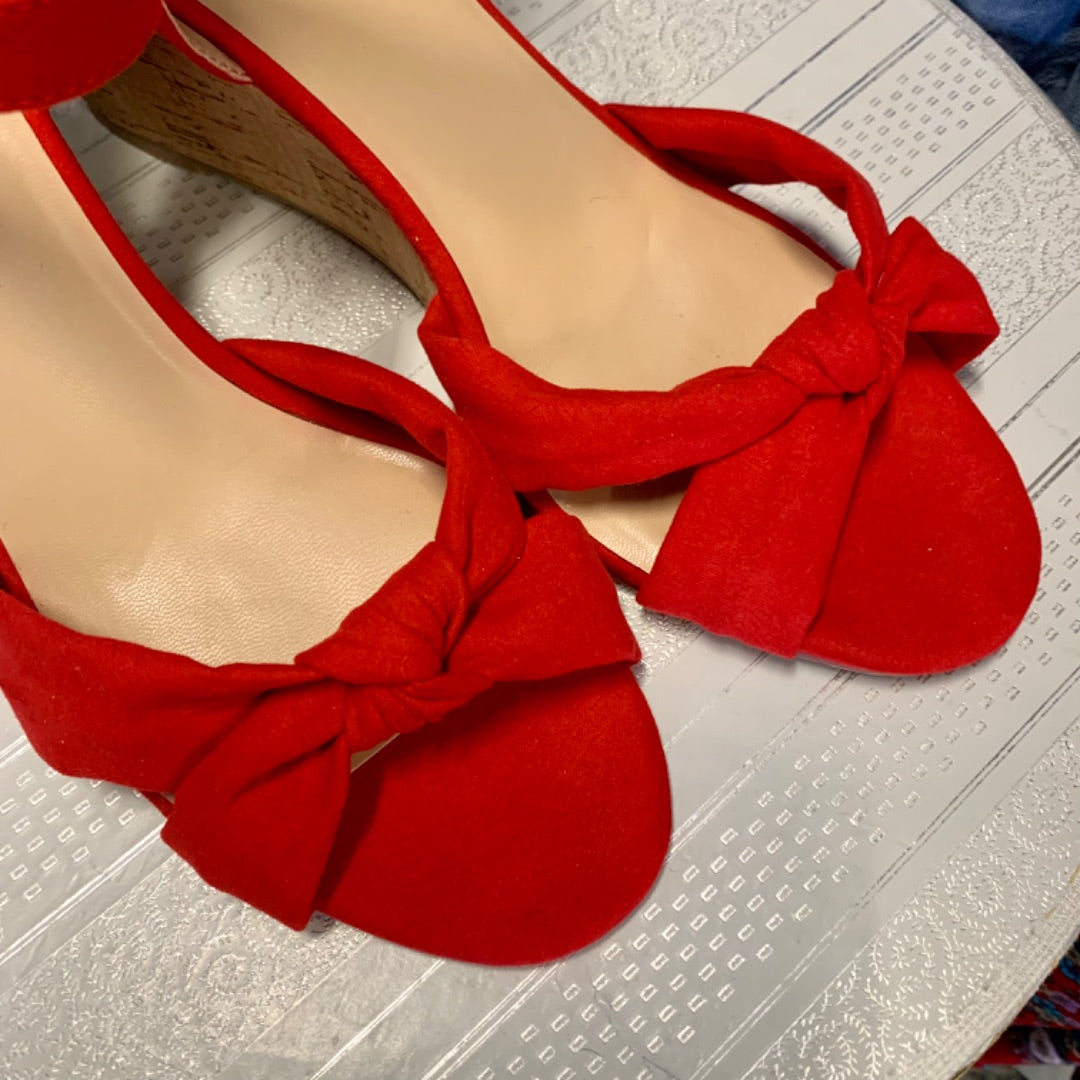 Le Chateau Wedge, Size 8 (40) Red