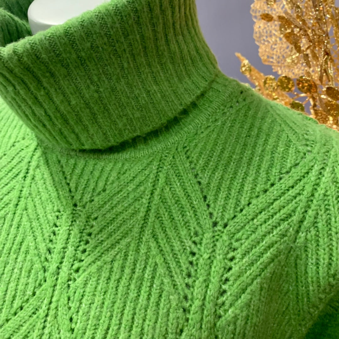 Reitmans, Sweaters, Small Green