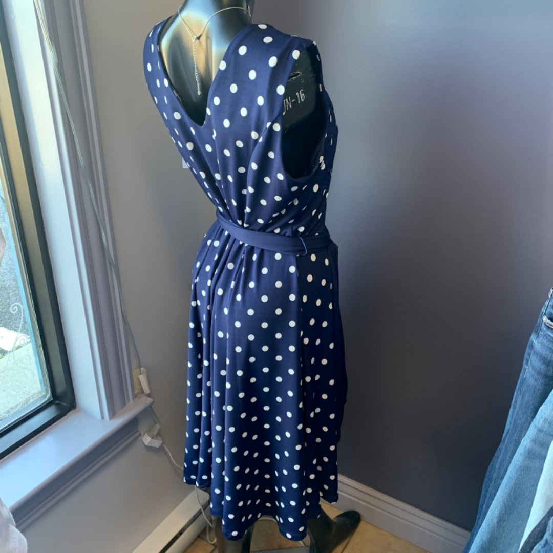 Charlie Paige, Dresses, Medium Navy White