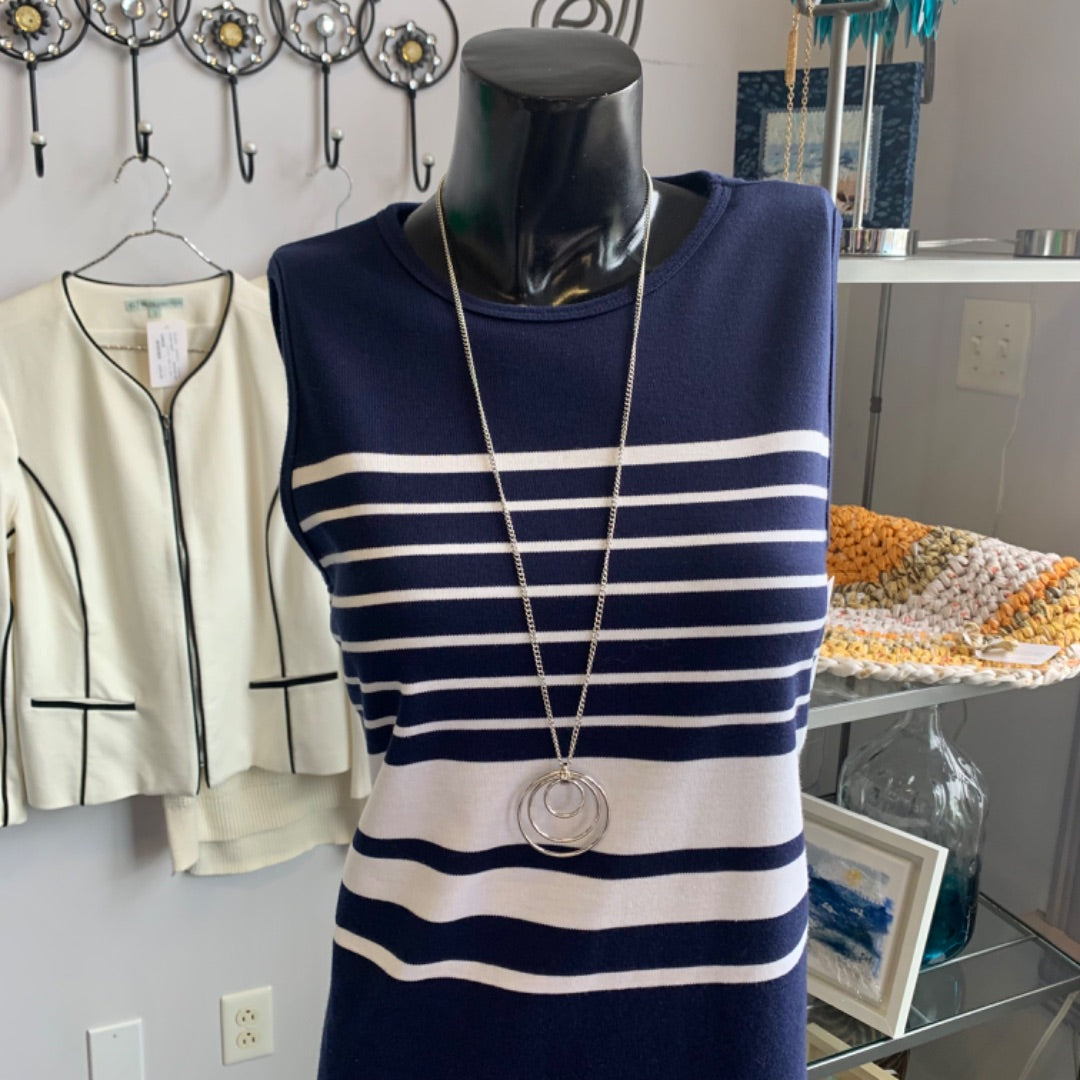 Easy West, Medium Navy White