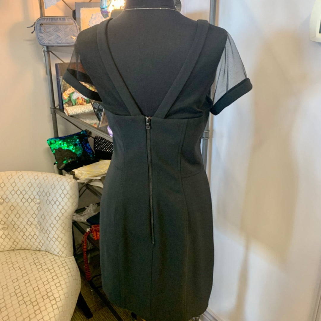 Maggy London, Size 8 Black