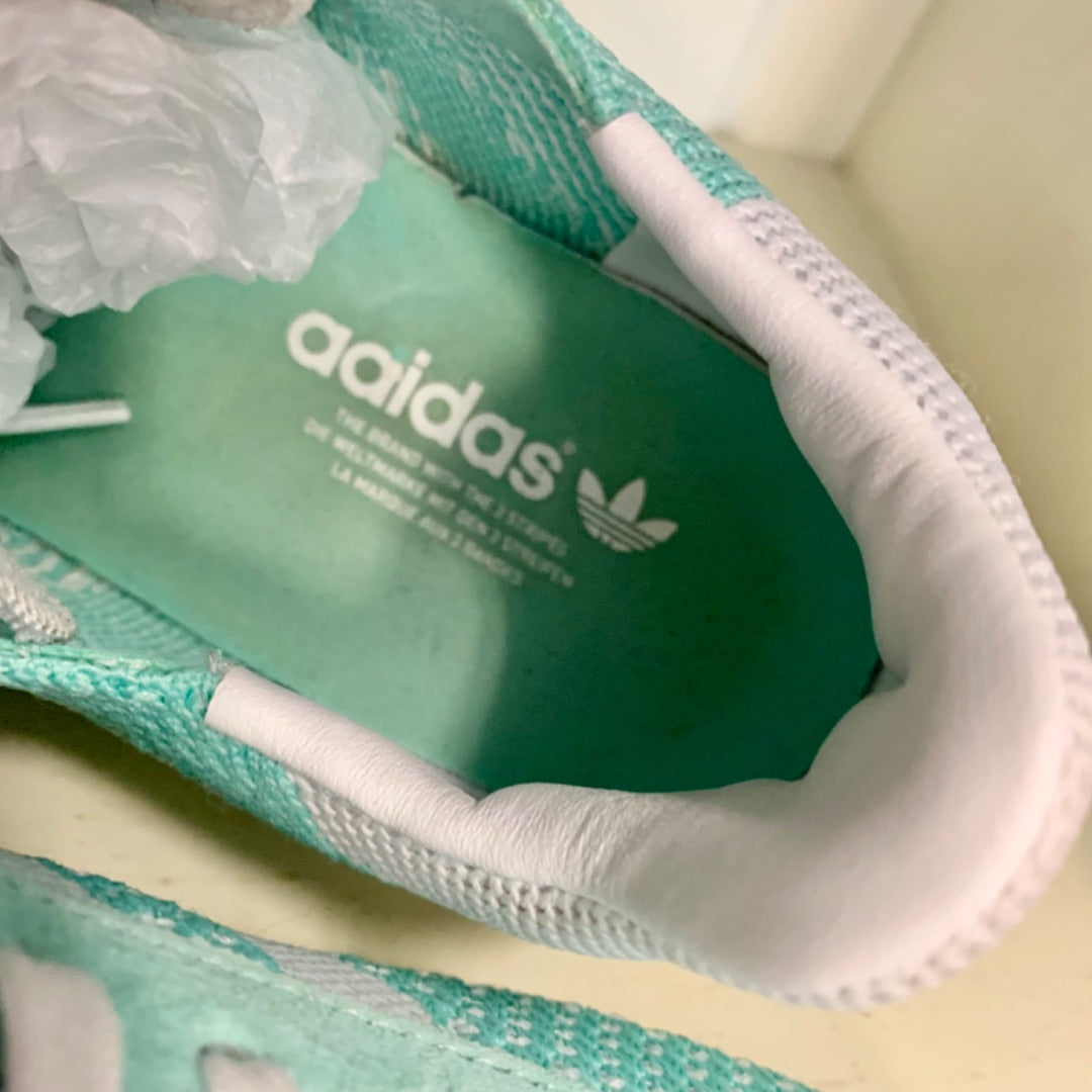 Adidas Gazelle, Size 7.5 Green White