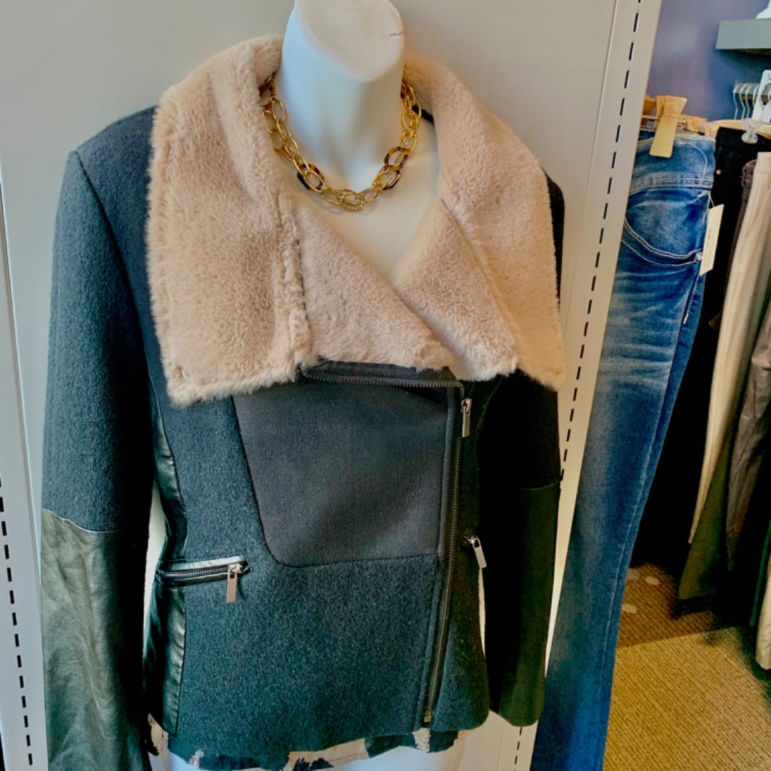 Tribal Jeans Jacket, Small Black with Beige Sherpa