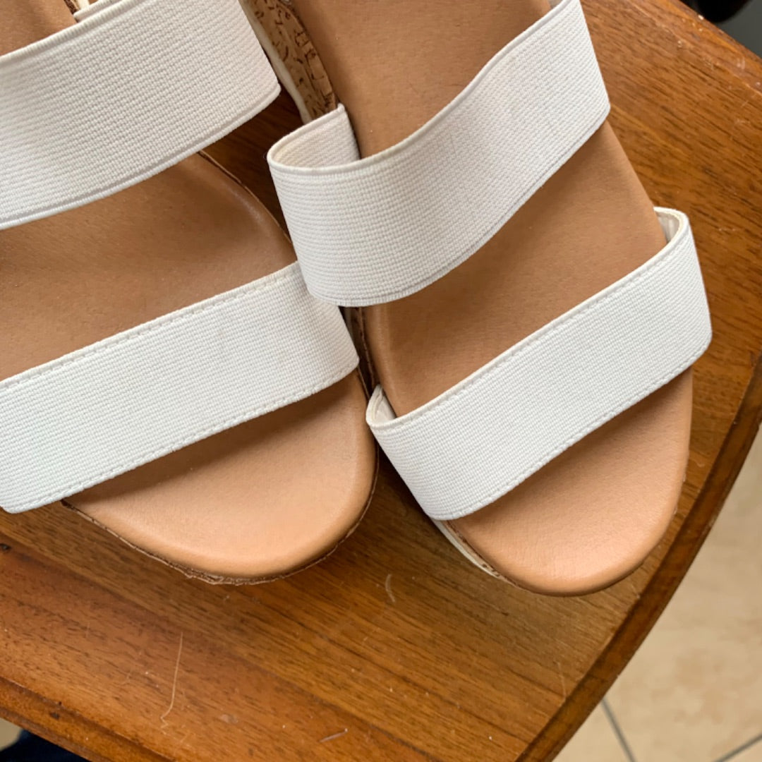 Steve Madden, Size 8 White
