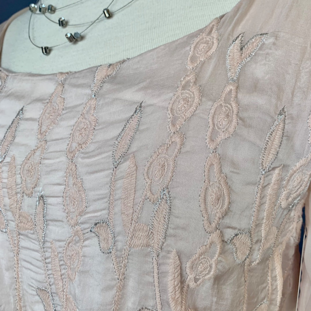 Elana Baldi, Medium Rose