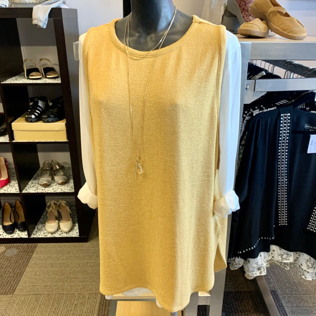 NWT Eclipse, XXLarge Corn Yellow