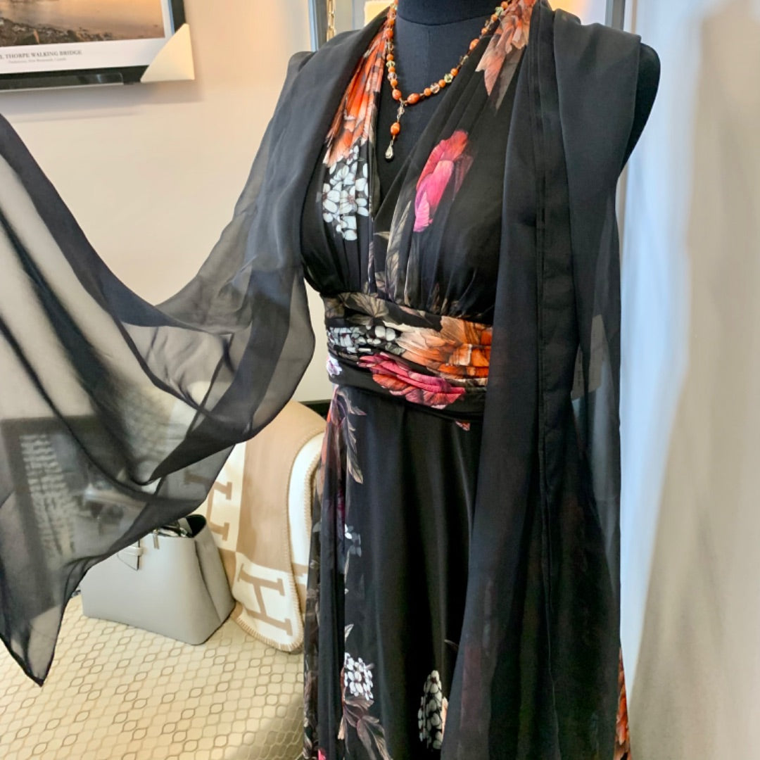 Melanie Lyne, Medium Floral on black