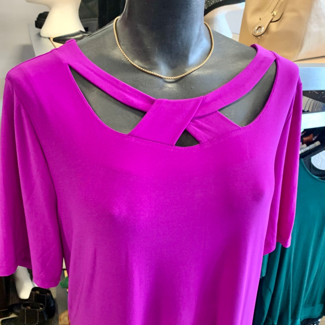 Nina Leonard, Size 2X Magenta