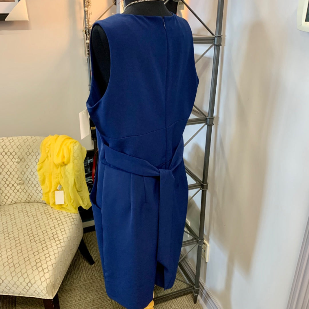 Donna Morgan, Size 14 Blue