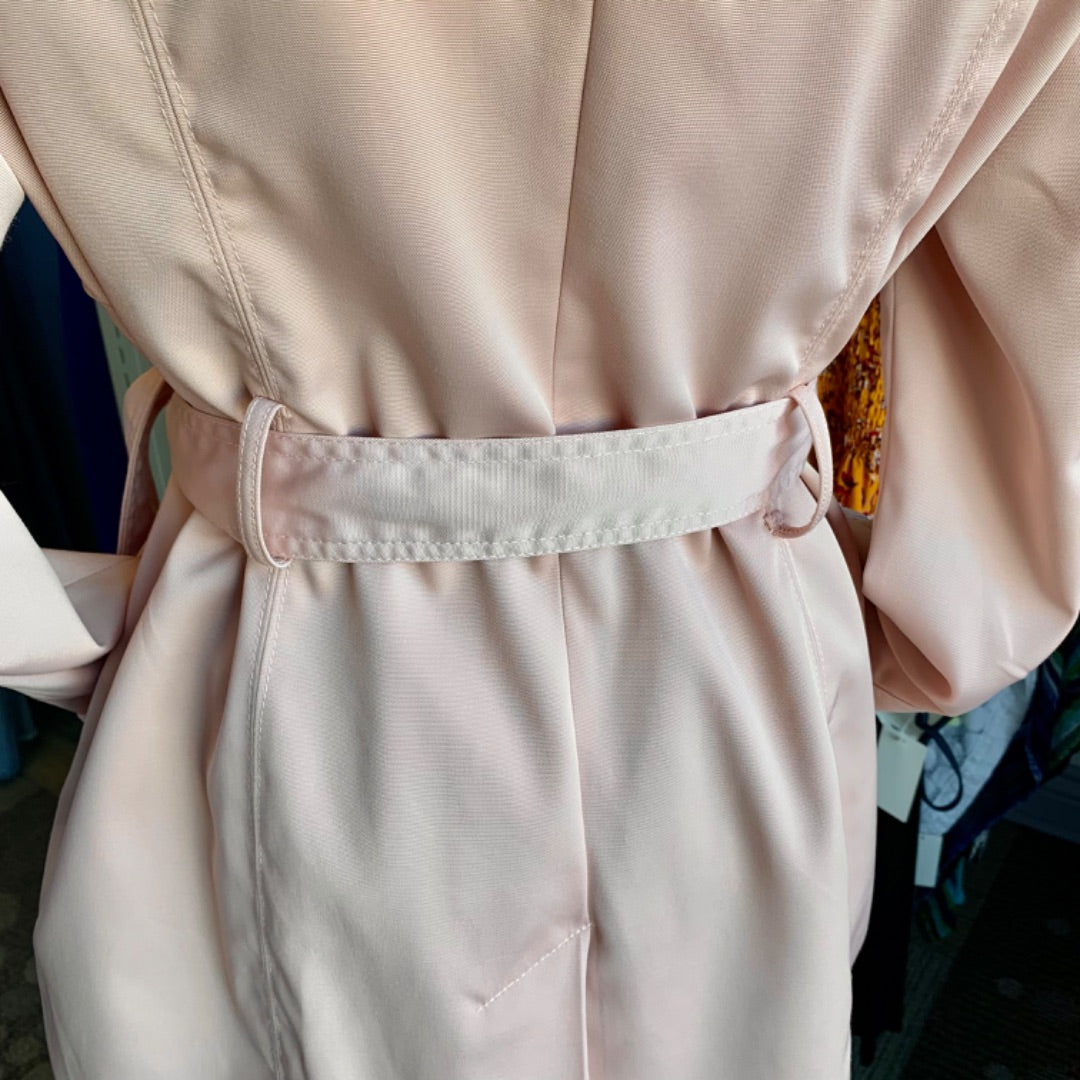 Le Chateau, Medium Pink