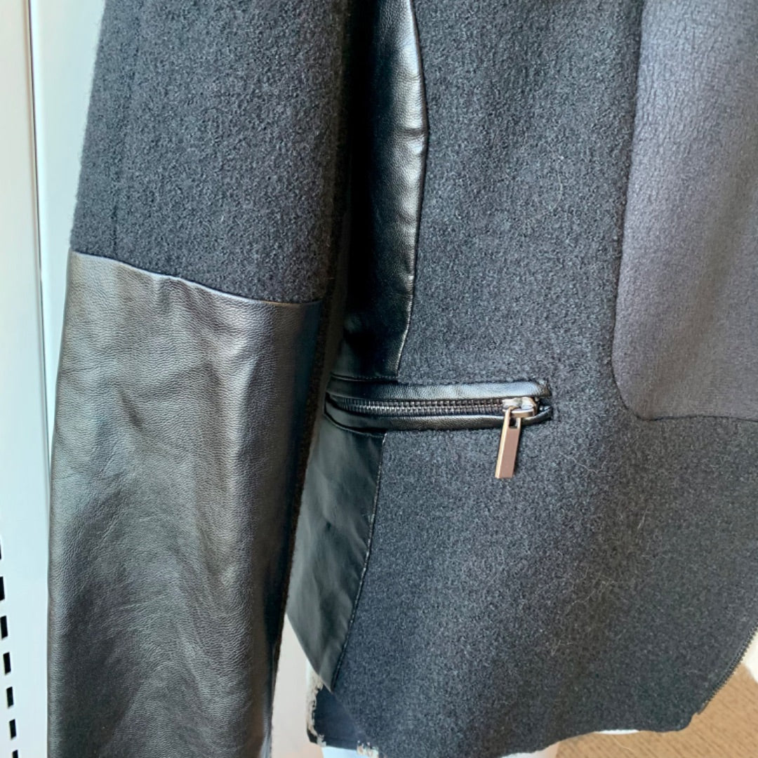 Tribal Jeans Jacket, Small Black with Beige Sherpa