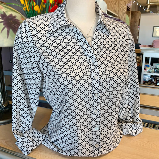 Cleo Petite, Small P White black