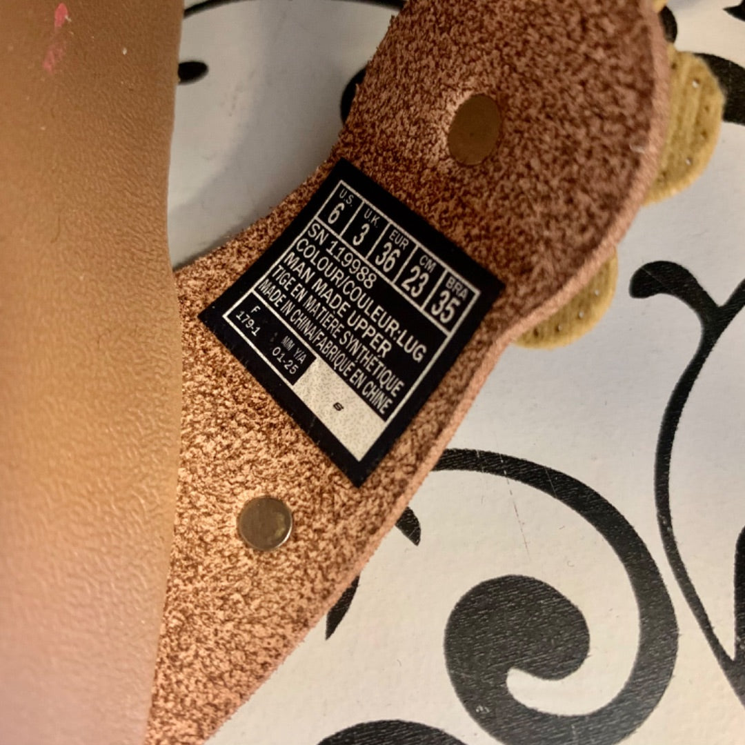 Skechers wedge, Footwear, Size 6 Tan