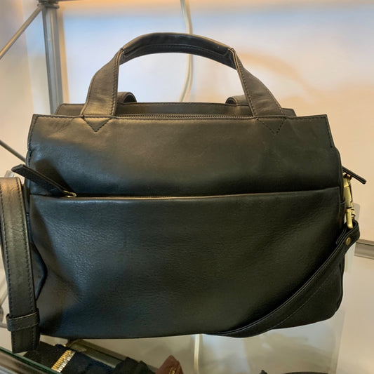 Derek Alexander, Medium Black