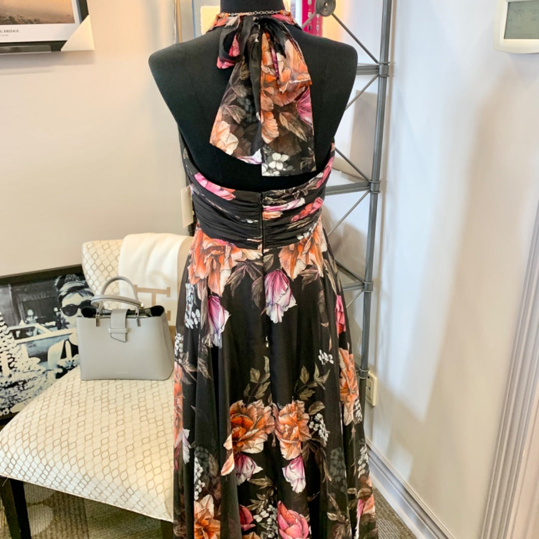 Melanie Lyne, Medium Floral on black