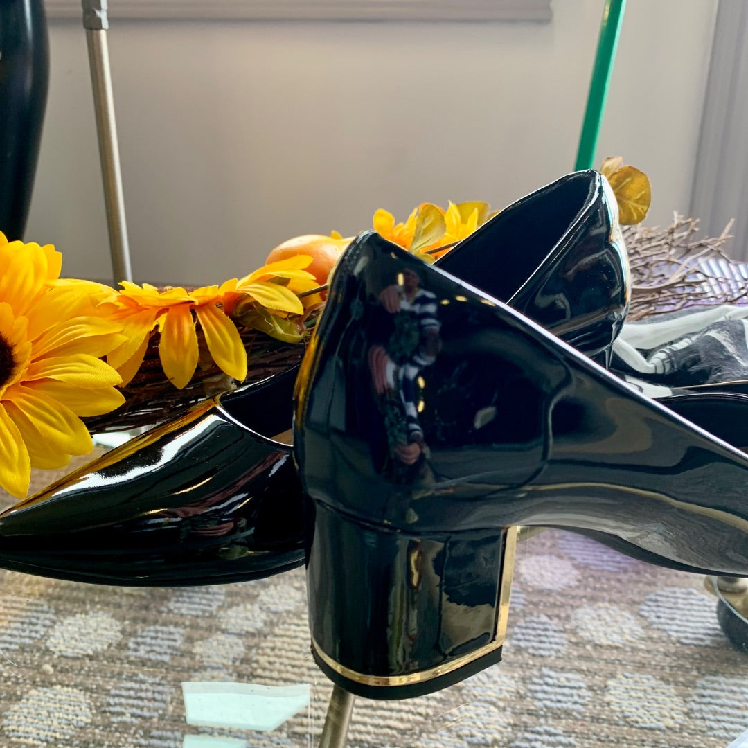 Taxi, Footwear, Size 6 Black
