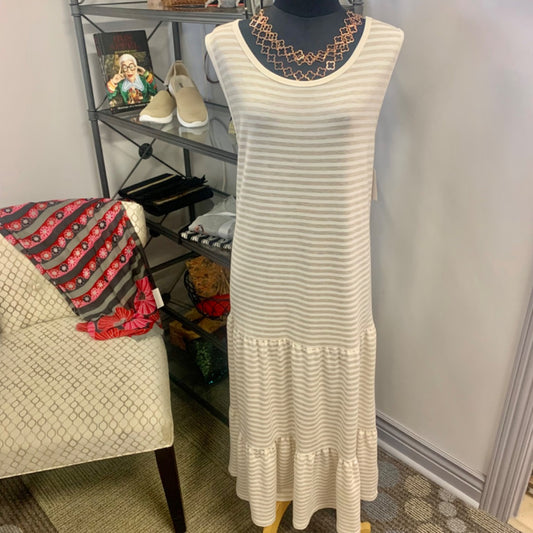 BB Dakota, Dresses, Large Sand Cream