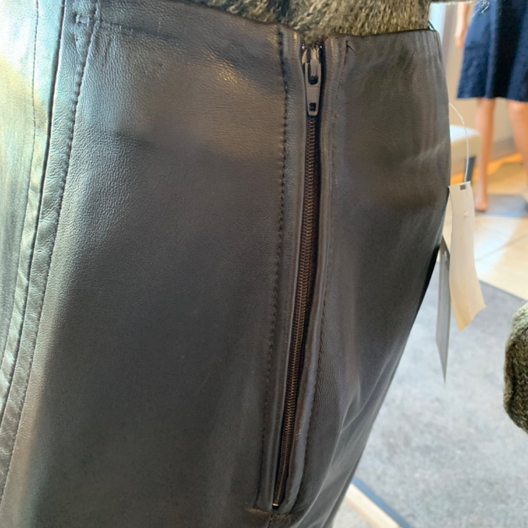 NWT Leather, Size 10 DarkBrown