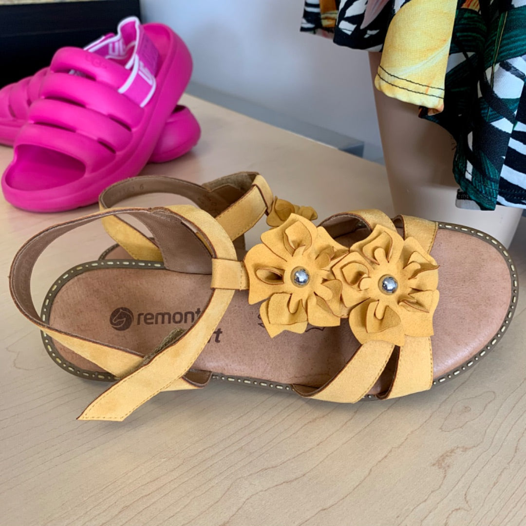 Remonte, Footwear, Size 40 (9.5) Ocher