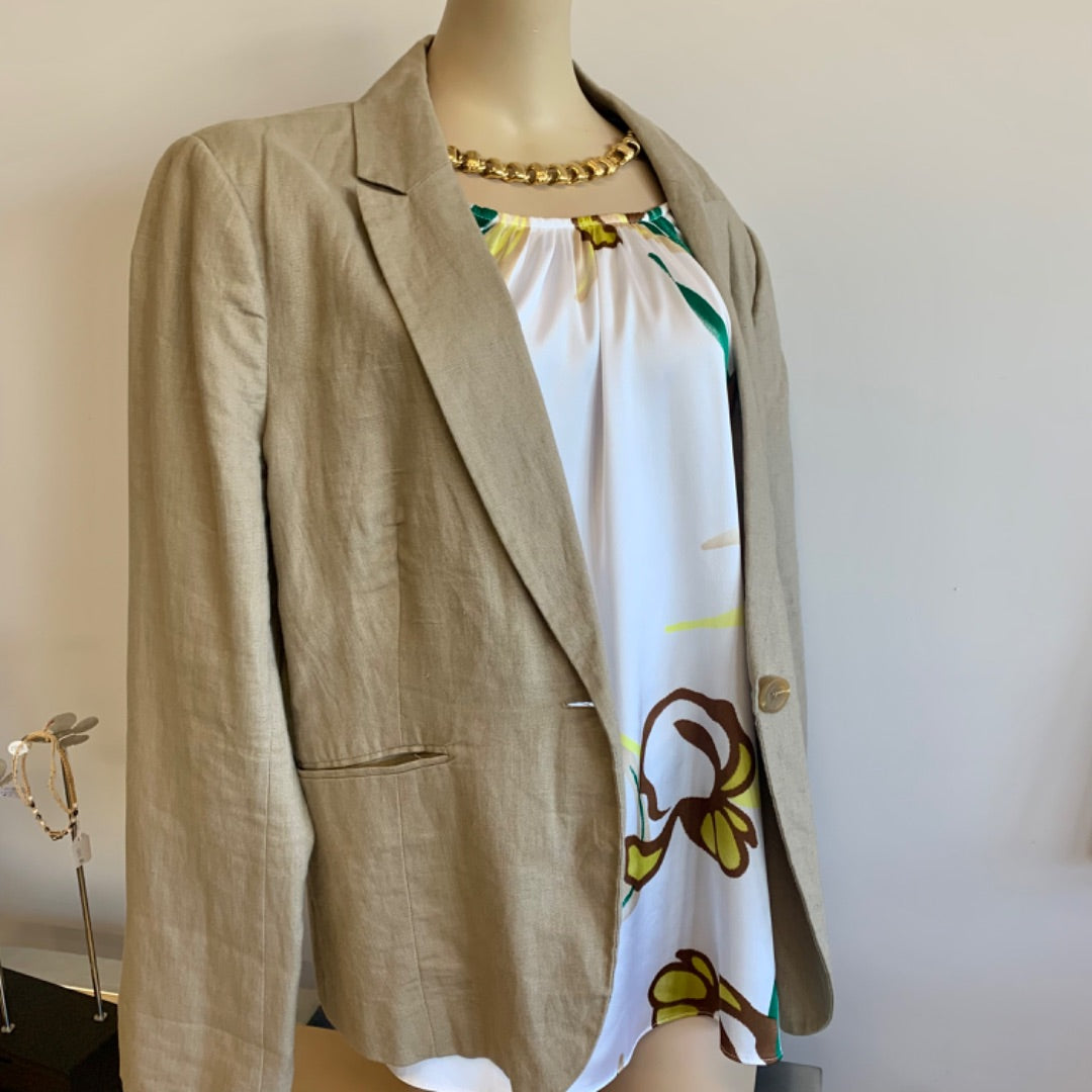 RW&Co, Jackets, XLarge Beige