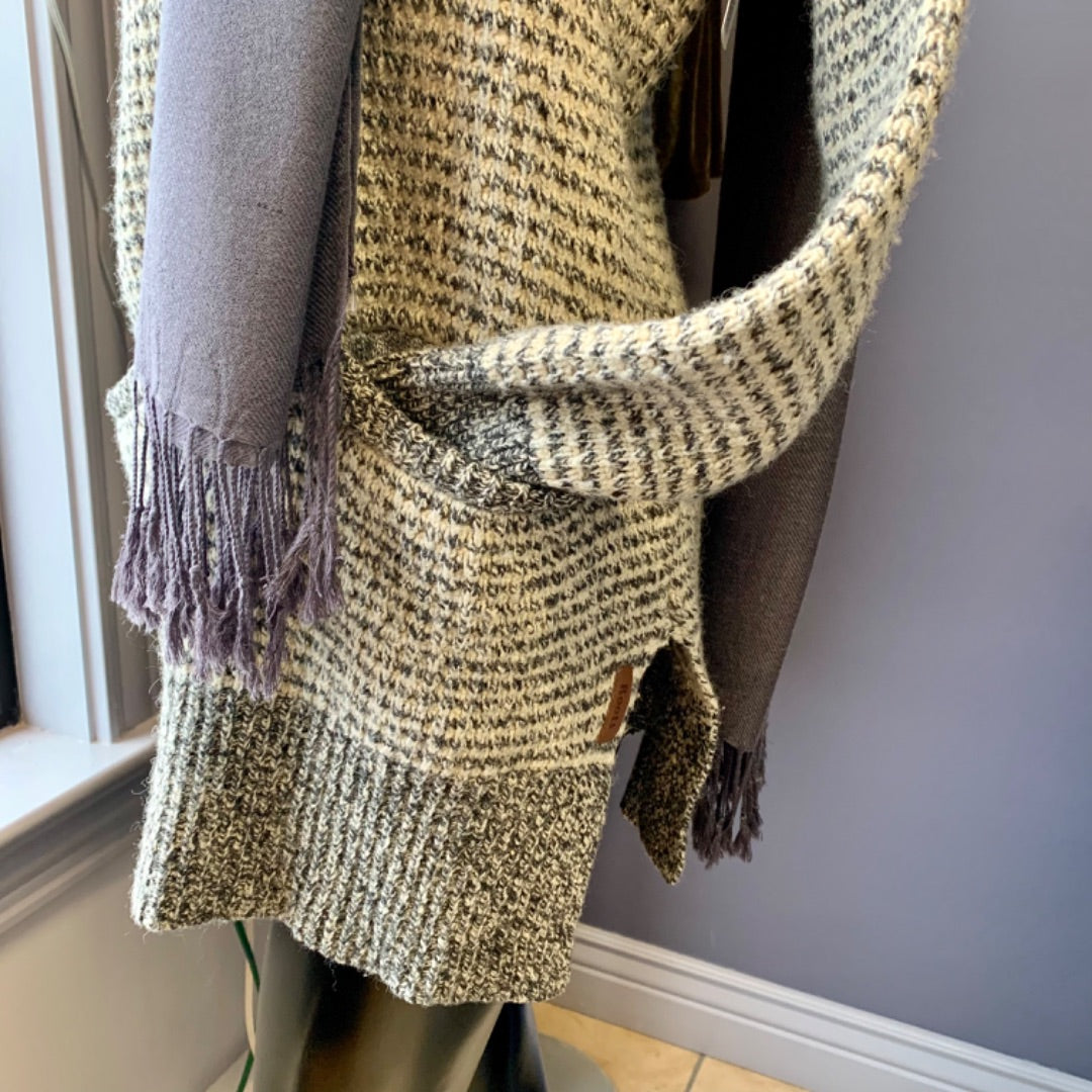Roots, Sweaters, Medium Grey Cream