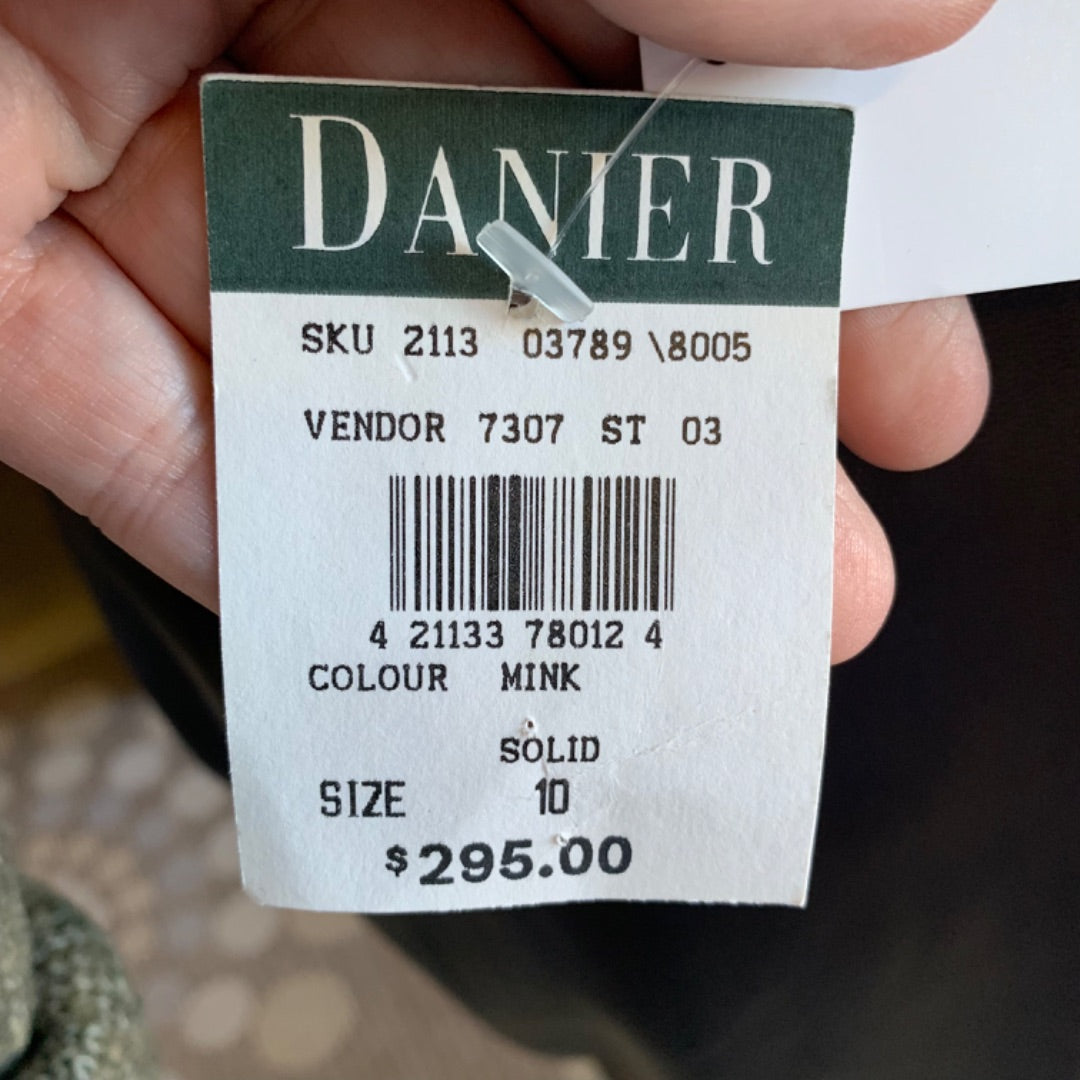 NWT Leather, Size 10 DarkBrown