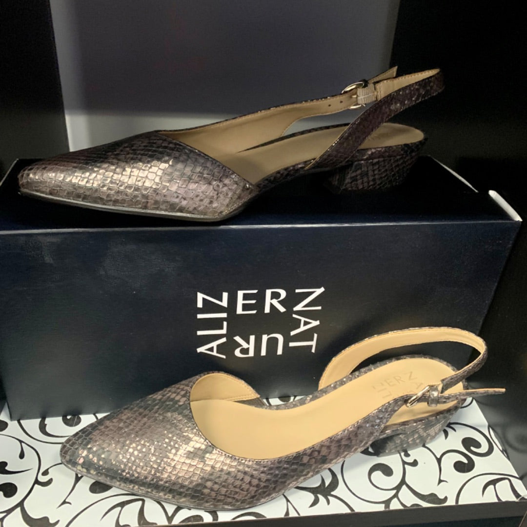 Naturalizer, Size 7 Brown Snake