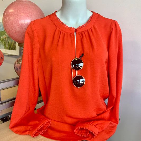 Paraphrase, Large Red