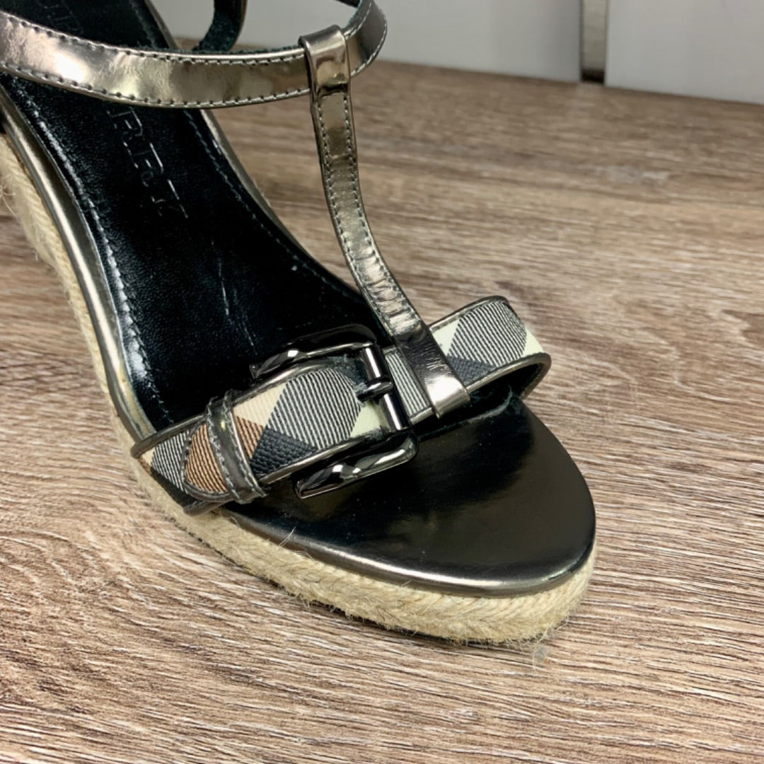Burberry, Footwear, Size 7 (37) Grey Silver