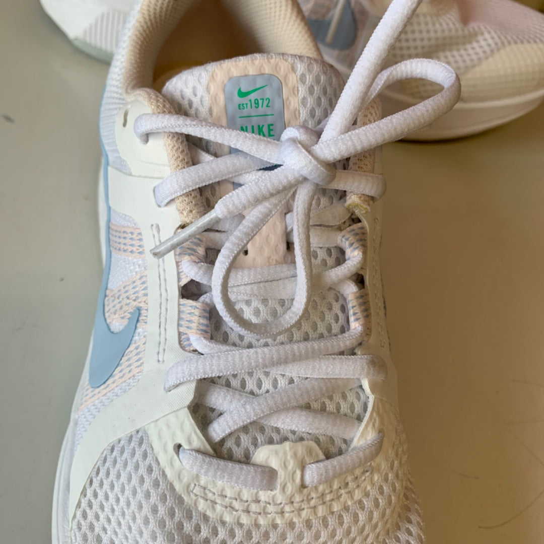 Nike, Footwear, Size 9 White