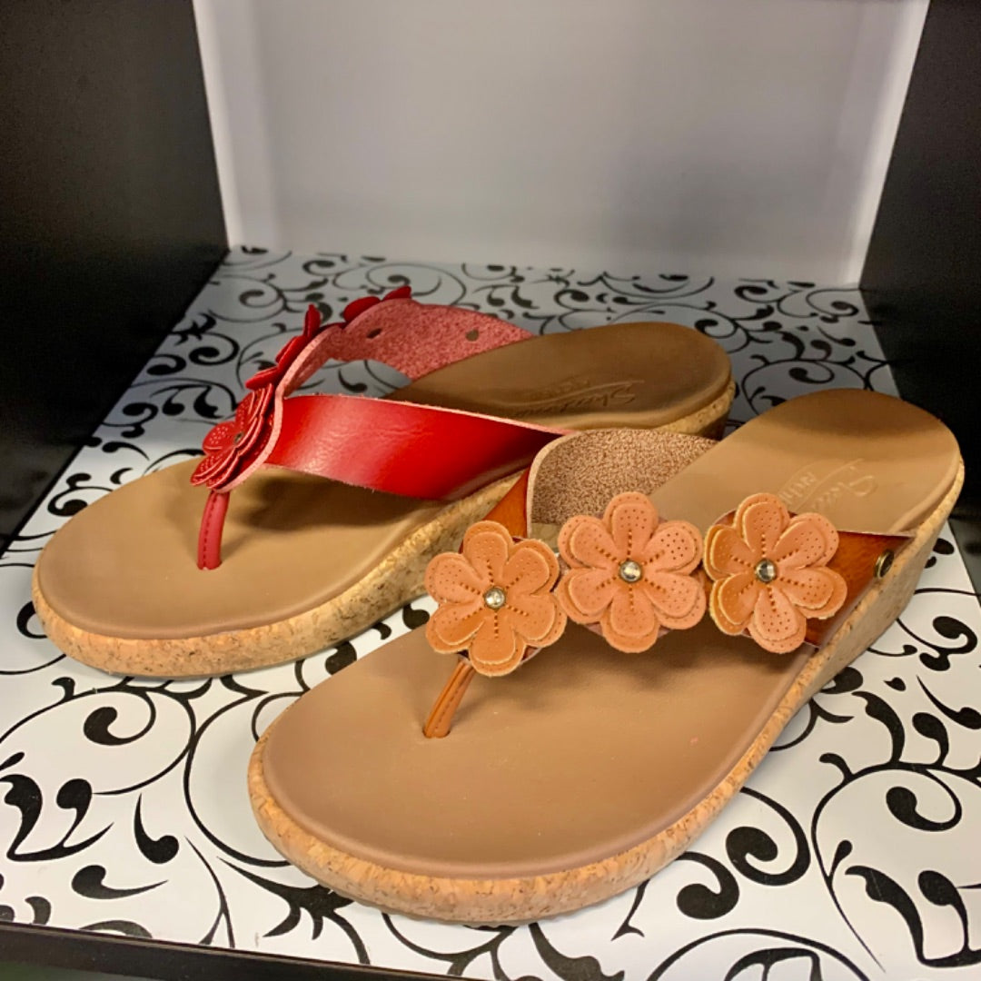 Skechers wedge, Footwear, Size 6 Tan