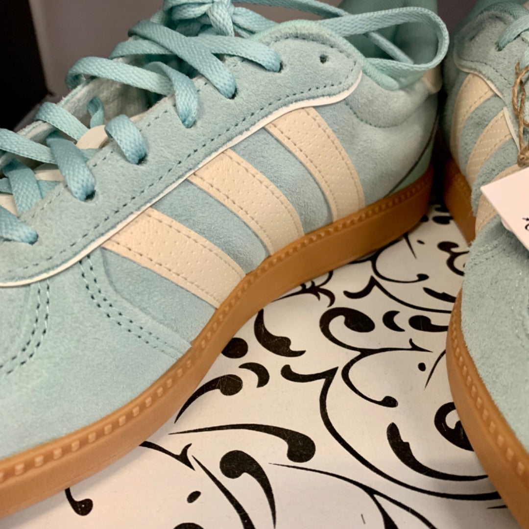 Adidas, Footwear, Size 8 Teal