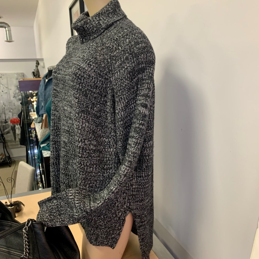 RW&Co, Sweaters, XLarge Grey
