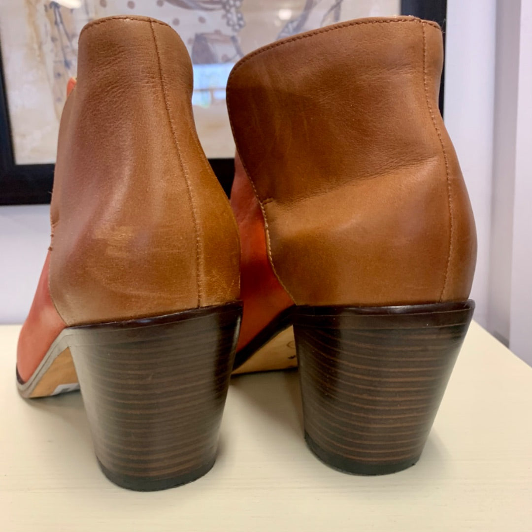 Samantha Pleet, Footwear, Size 8.5 Tri Colour