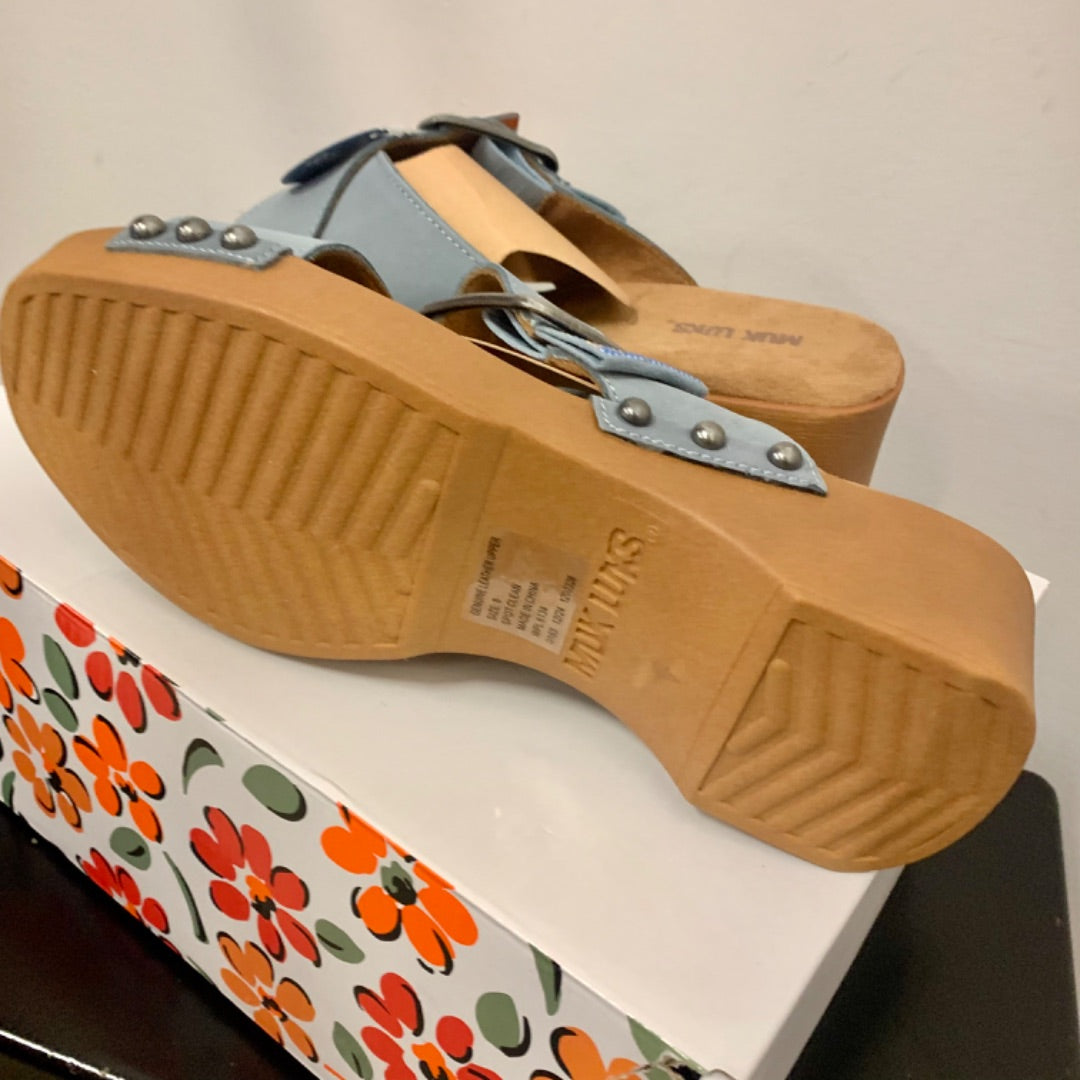 Muk Luks, Footwear, Size 8 Bluegrey