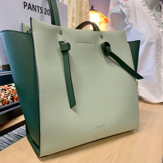 Joan&David, Large Green