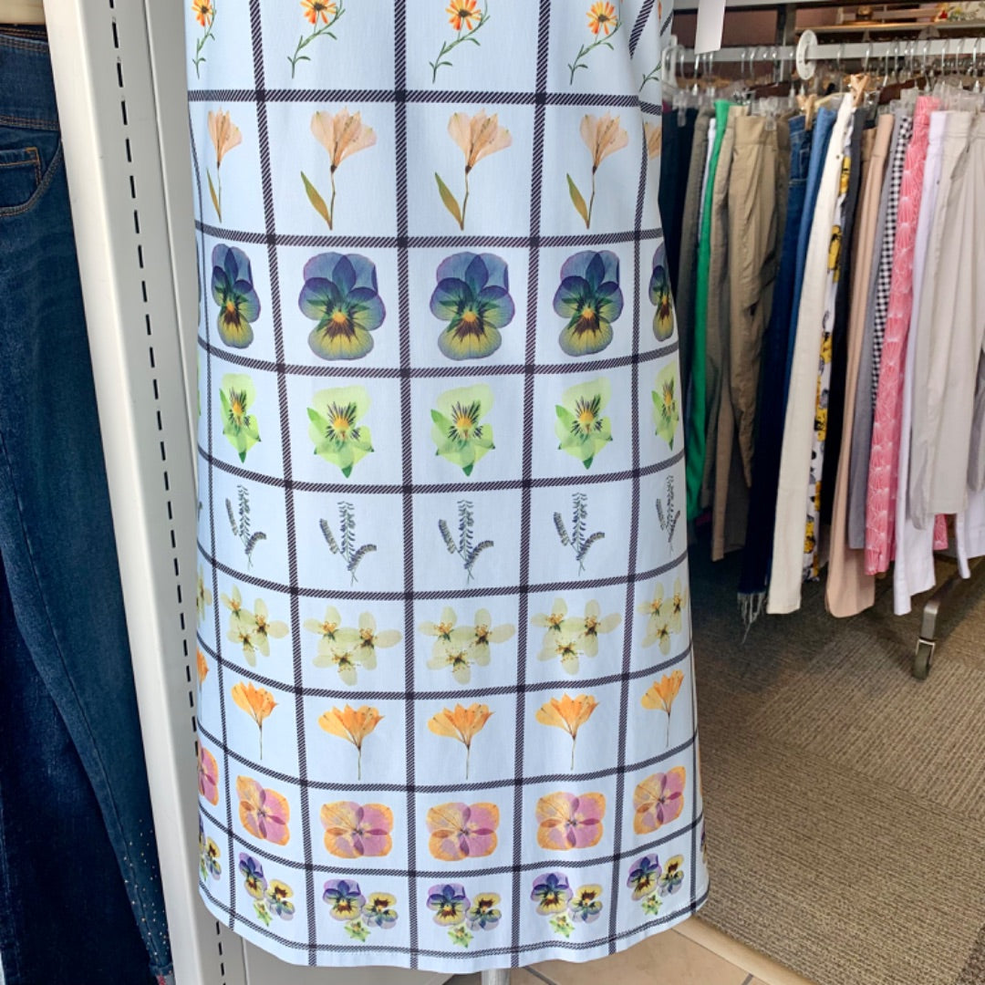 Miss Versa, Dresses, Medium Multi Pastel