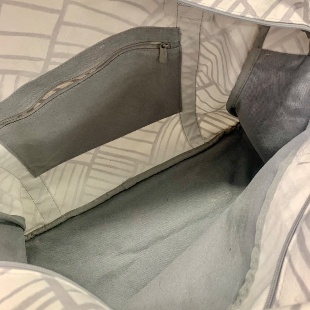 Thirty-One, Purses/handbags, Large 18x15x7 inch Beige grey