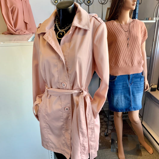 Le Chateau, Medium Pink
