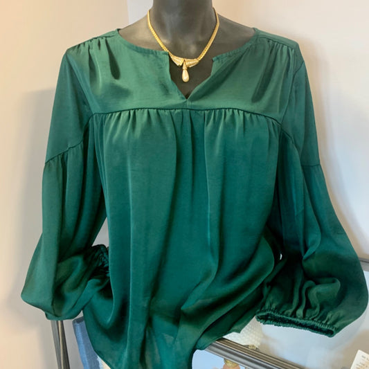 Vince Camuto, Large Emerald Green