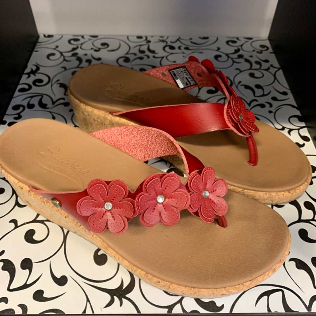 Skechers wedge, Footwear, Size 6 Red